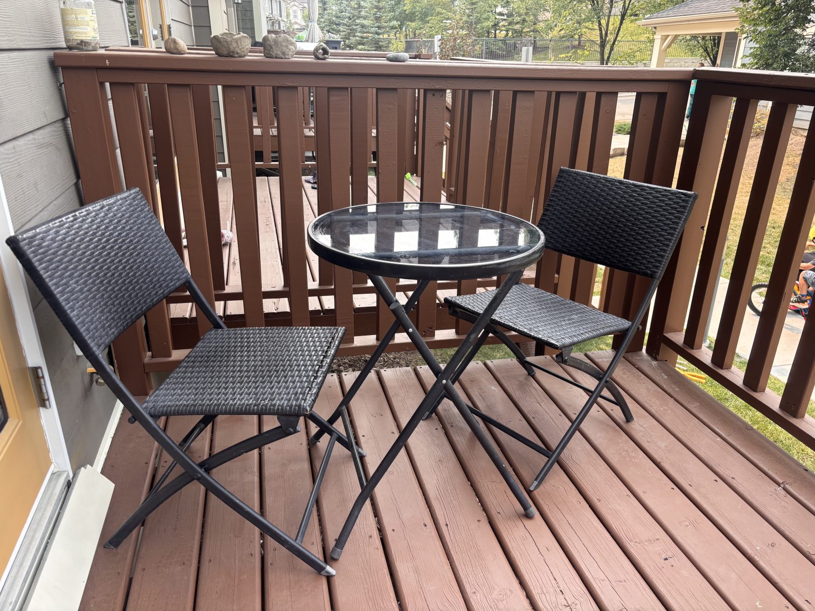 Bistro set with 2 chairs